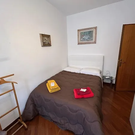 Vicino Al Centro Di Perugia, Elce * Περούτζια